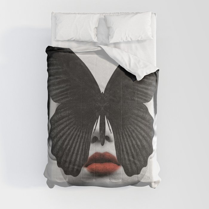 BLACK BUTTERFLY Comforters by dada22