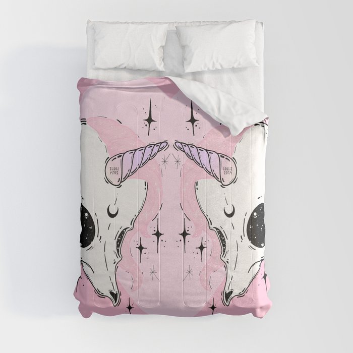UNICORN *:･ﾟ✧ Cute Skulls on Pink Comforters by lOll3